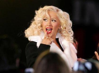 Christina-Aguilera-1205130002