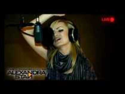 16100019_ECNVFXZLE - alexandra stan