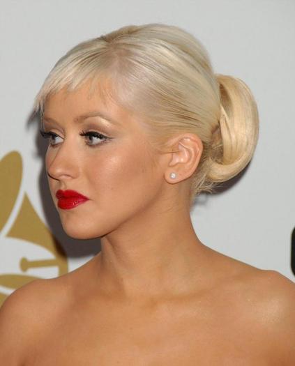 Christina_Aguilera_1235267145_3 - christina aguilera