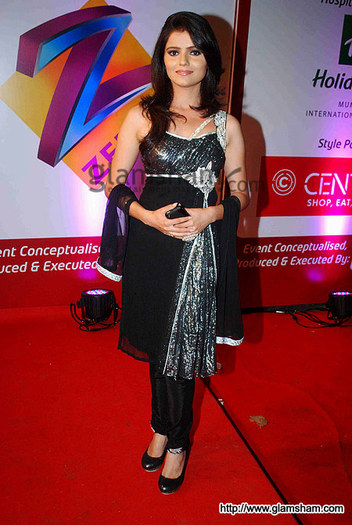 3bororplus-gold-awards-night-16 - 1-Rubina si Avinash at Gold awards