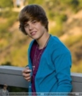 11163728_KPGLBNGVE - Copy - justin bieber