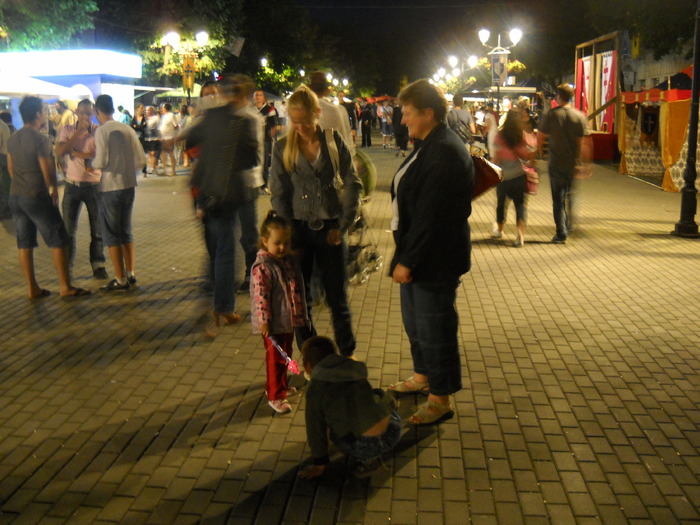 ..la povesti cu lumea buna