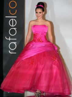 COMASSJRROPUWBWRQBI - in numele iubirii