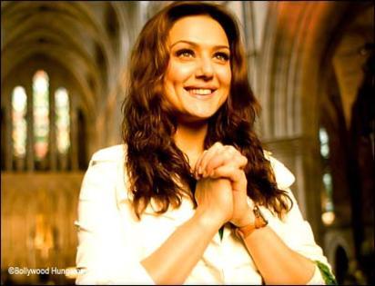 13449517_UMRYUBWBS - PREITY ZINTA