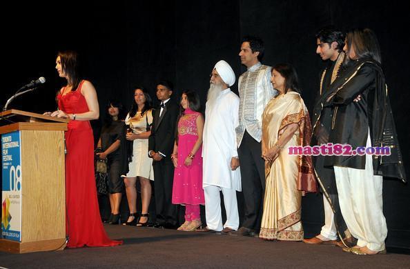 13545739_WMWPSJDGH - PREITY ZINTA