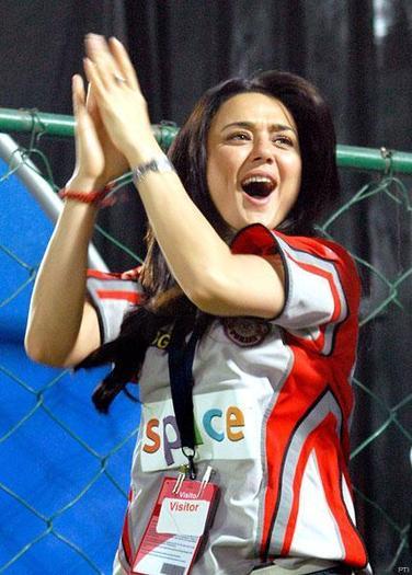 14106932_YSVBPNFSI - PREITY ZINTA