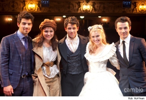 The-West-End-Debut-of-Les-Miserables-6-21-nick-jonas-13216336-512-354