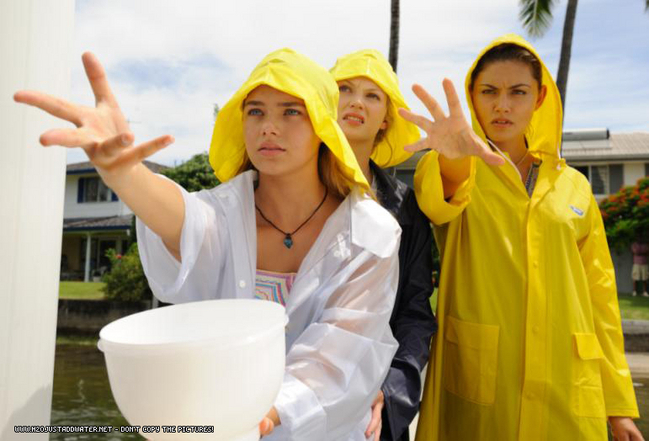 IRNZLLVMQWOYJFAWXRA - h20 sezonul 3 cu INdiana Evans