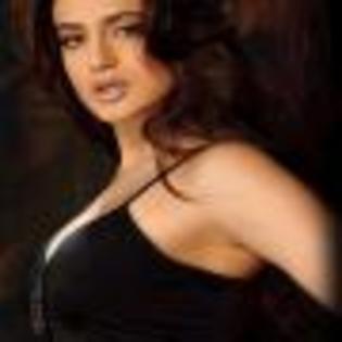 Amisha_Patel_1238441605_3 - Amisha Patel