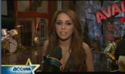 15044077_CJCYZSRFZ - 0Interview On Set Of Hannah Montana-March 19th 2010