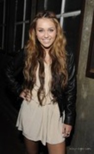 14995592_GRNVIQEOX - 0Miley at Hannah Montana Wrap Party
