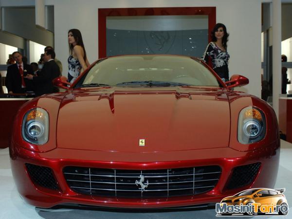 Ferrari-599-733a5bf36ac6f62509586cebabb35ef8_main - Ferrari