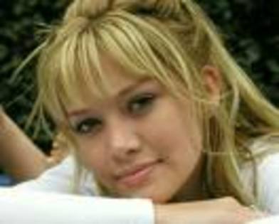 imagesCA65VIEP - hilary duff