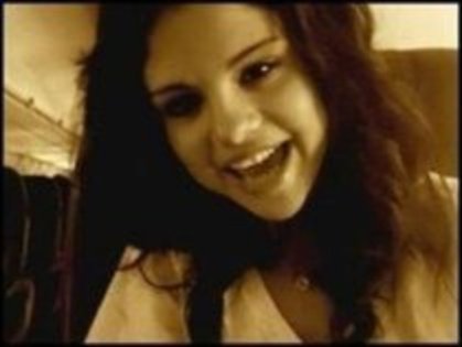 NRPXJWMQKBJDMOVNIMM - 0 a selena cool