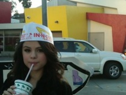 EGBRXUAXIJBMCASCQCY - 0 a selena cool