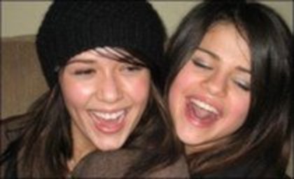 AGJBPNKTZTNAQLZGMAB - 0 a selena cool