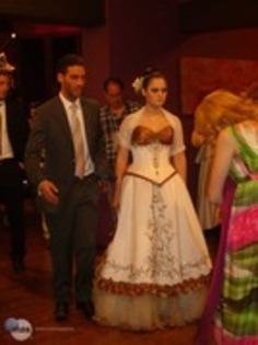 11399685_GJMKNNKPG - alison luz