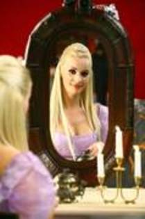 MRFMMLOJCTINUVOIPHX - diana dumitriescu