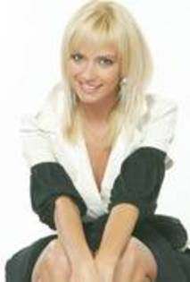 MRQJTNTWCIUQDMEACER - diana dumitriescu