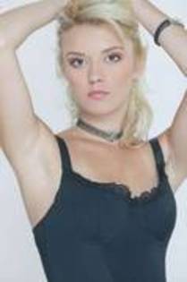 OGRPWKMDUFCRVGKEHVN - diana dumitriescu