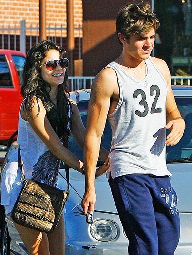 zac-efron-cu-vanessa - Vanessa si Zac 4ever