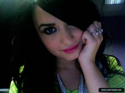 NEDQBRDQARZDWVXSMQB - Demi Lovato-rare