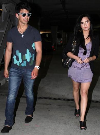 joe-jonas-demi-lovato-church-date%20(53) - Demi Lovato and Joe Jonas