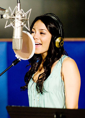 hsm3_vanessa_singing - Vanessa Hudgens