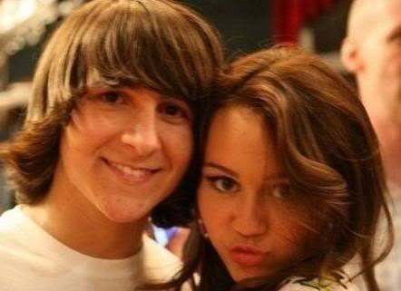 l_b3cc0e3e3f1597ffe98e075047a3f84d - club miley-Miley and Mitchel Musso