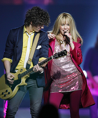 6699_TI4U_u1203529559 - club miley-miley and jonas brothers