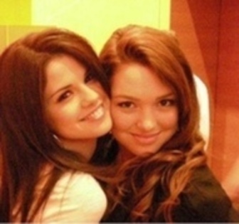 alex  &  harpar - poze selena gomez