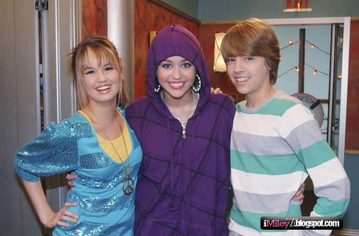 iMileyTv2 - club miley- hannah montana3