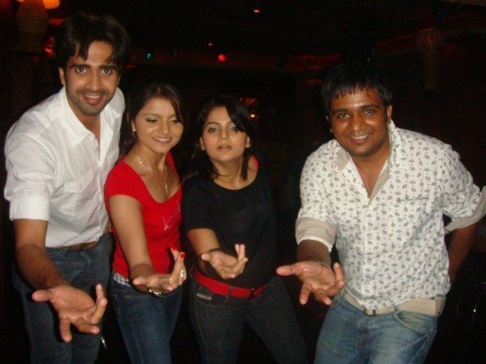 13372812_LSYKSDTJY - Rubina Dilaik And Avinash Sachdev