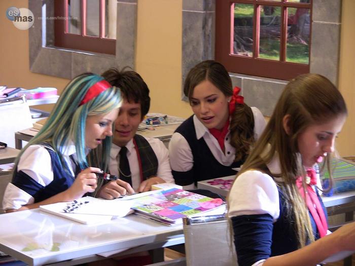 salon-colegio-san-bartolome_6-9d81687c-d725-102c-b630-0019b9d5c8df - El salon de clases del Colegio San Bartolome