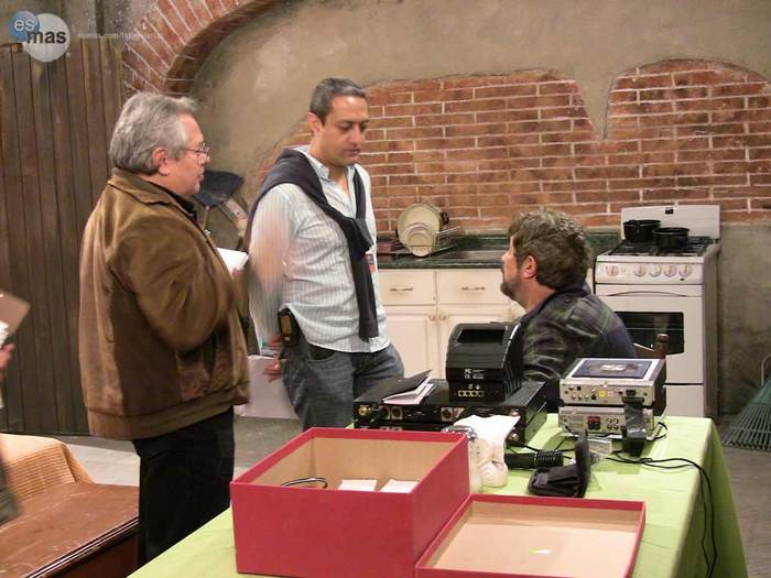 valentina-y-sebastian-revisan-cuart_1-eddb1c82-f50c-102c-a0ec-0019b9d5c8df