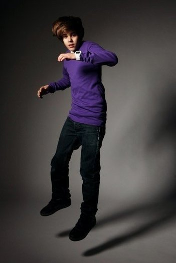 MCNKLAPBKCXDIDWMIQZ[1] - Justin  Bieber