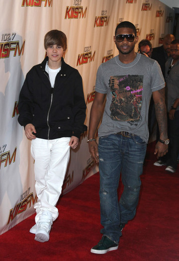 mi1003[1] - Justin  Bieber