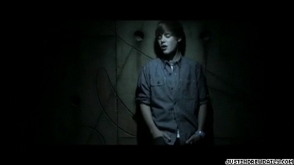 normal_video(3)_mp4_000024232[1]