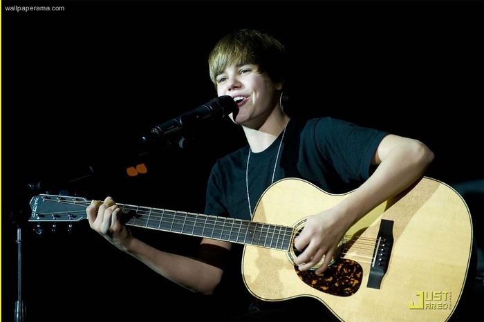 14p-7613-justin-bieber[1]