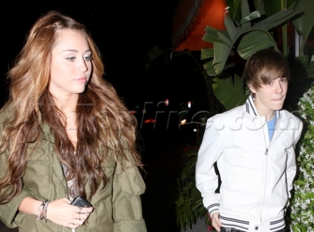 21aib7k[1] - Justin  Bieber