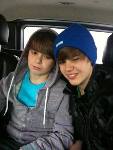 11357879_VHGESDXLO[2] - Justin  Bieber