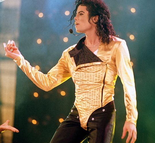 michael-jackson-gold-lame-bodysuite-history-tour-1997 - 25 iunie 2010