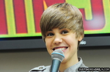 16712503_VDDOTXXZJ[1] - Justin  Bieber