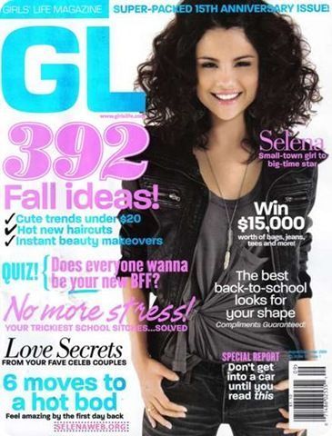 11318550_OHQHHFSAE - Selena pe coperta unei reviste