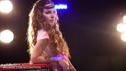 normal_BelindaPhotosCom_Acceso_Total_BelindaOnLineOrg_%287%29