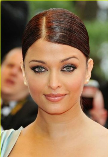 aishwarya-rai- 11 - Beuty Aishwarya Rai cools