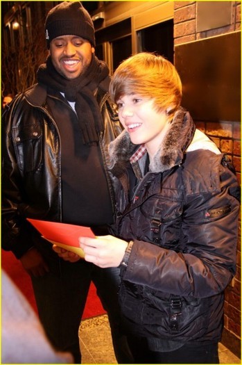 DTDRBSNFCPSZQRUUMVF[1] - Justin  Bieber