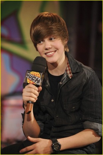 HBMRTVEOZIDOHZKENVS[1] - Justin  Bieber