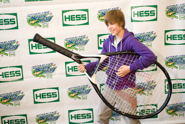 OUSHDAPCVPRAYNVEDUI[2] - Justin  Bieber