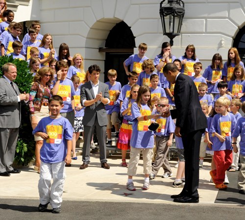 CC_Obama_with_delegate__Nick_Jonas_500